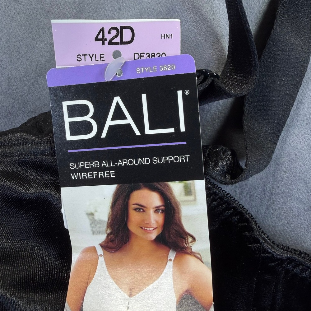 Bali & Playtex Wirefree Bra Bundle Womens 42D Black & Nude Support Everyday Wear